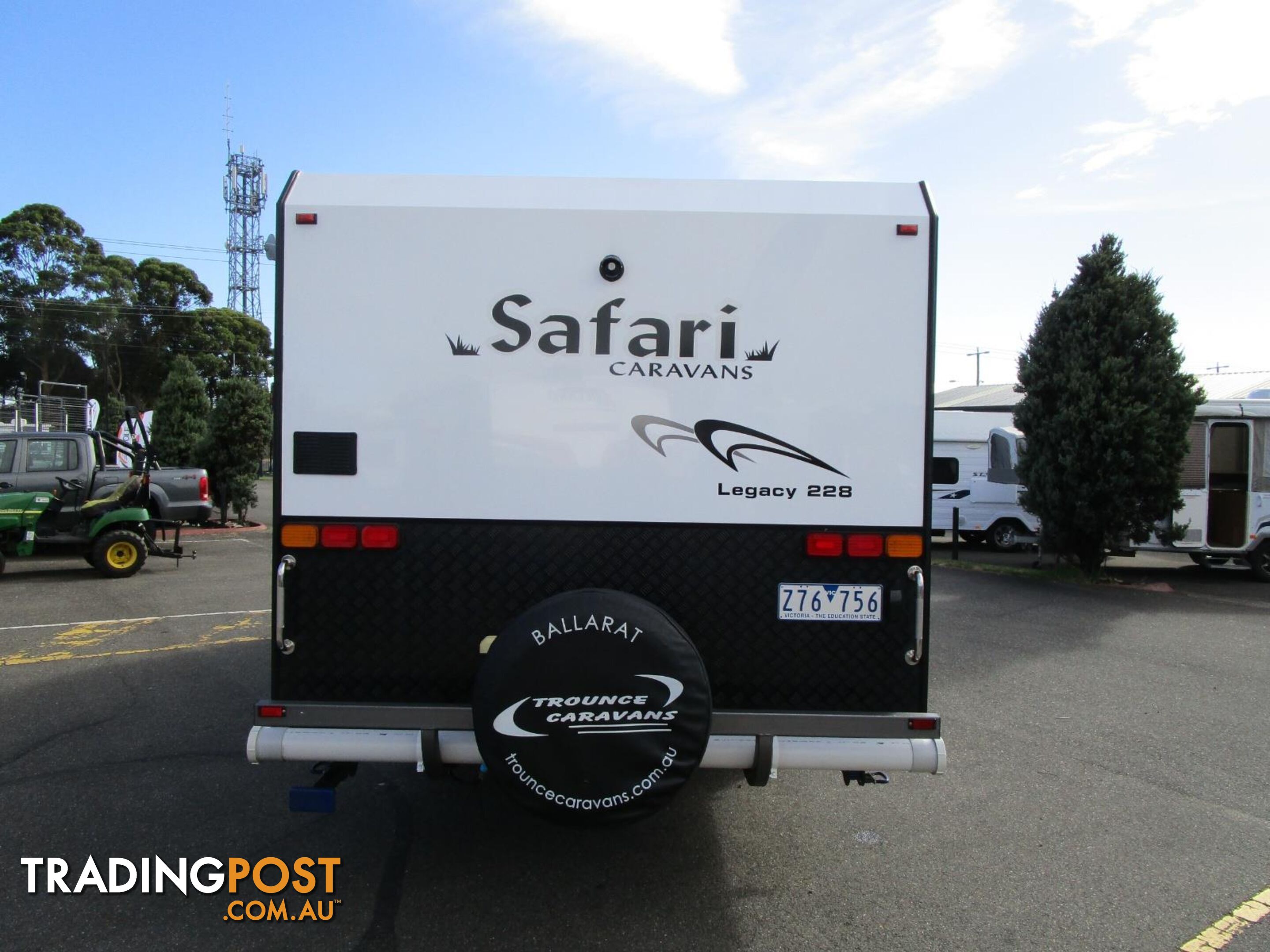 2019 SAFARI LEGACY 228   CARAVAN