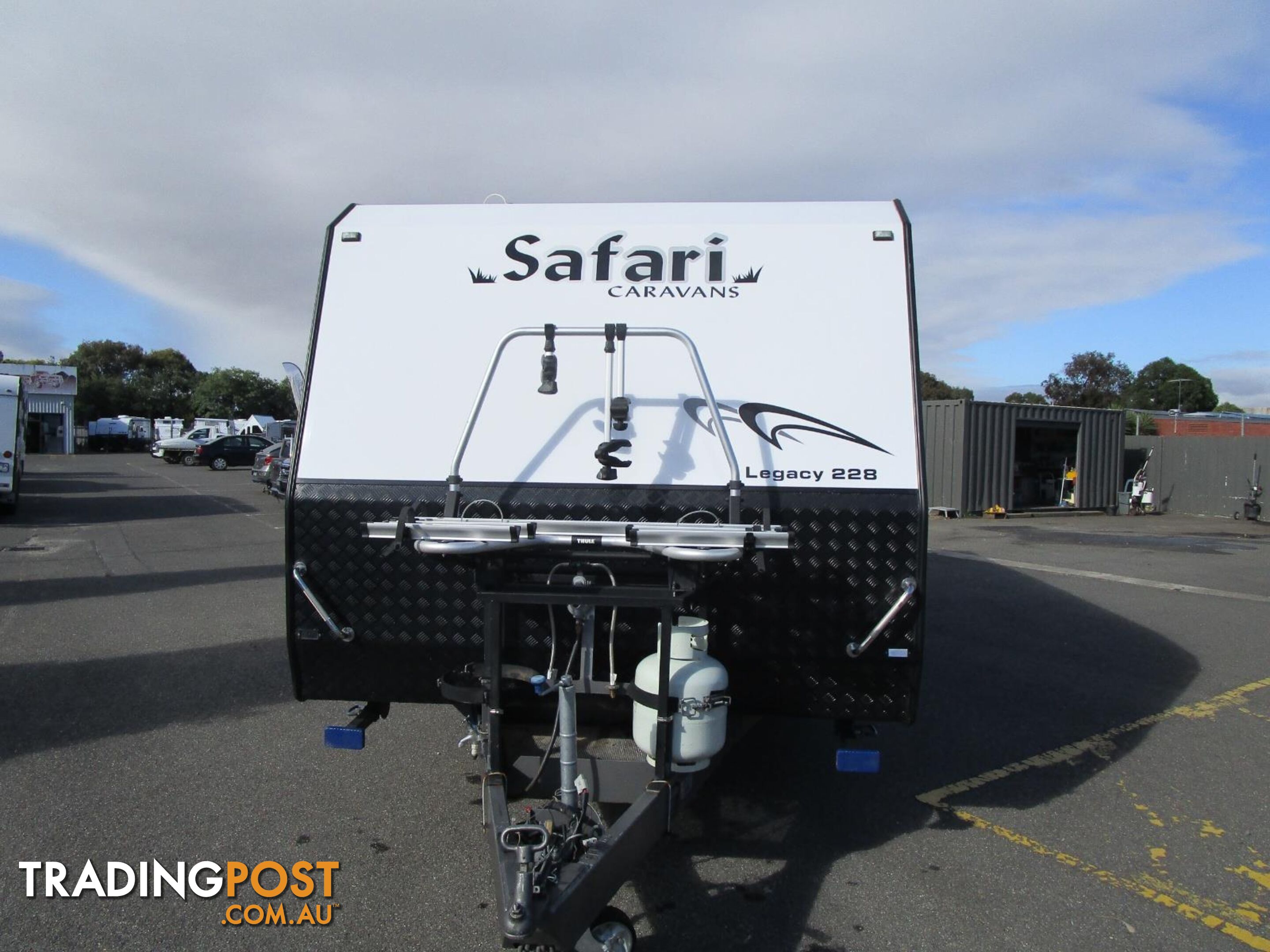 2019 SAFARI LEGACY 228   CARAVAN