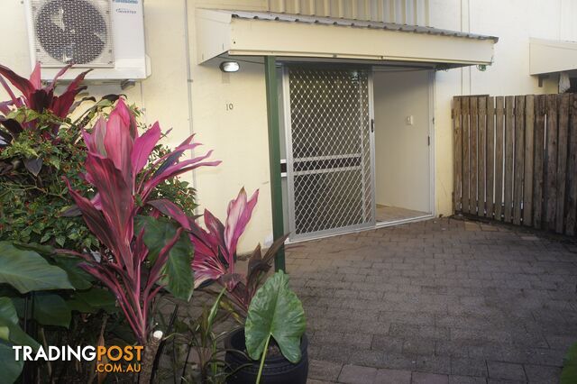 10 11-13 Pioneer Street MANOORA QLD 4870