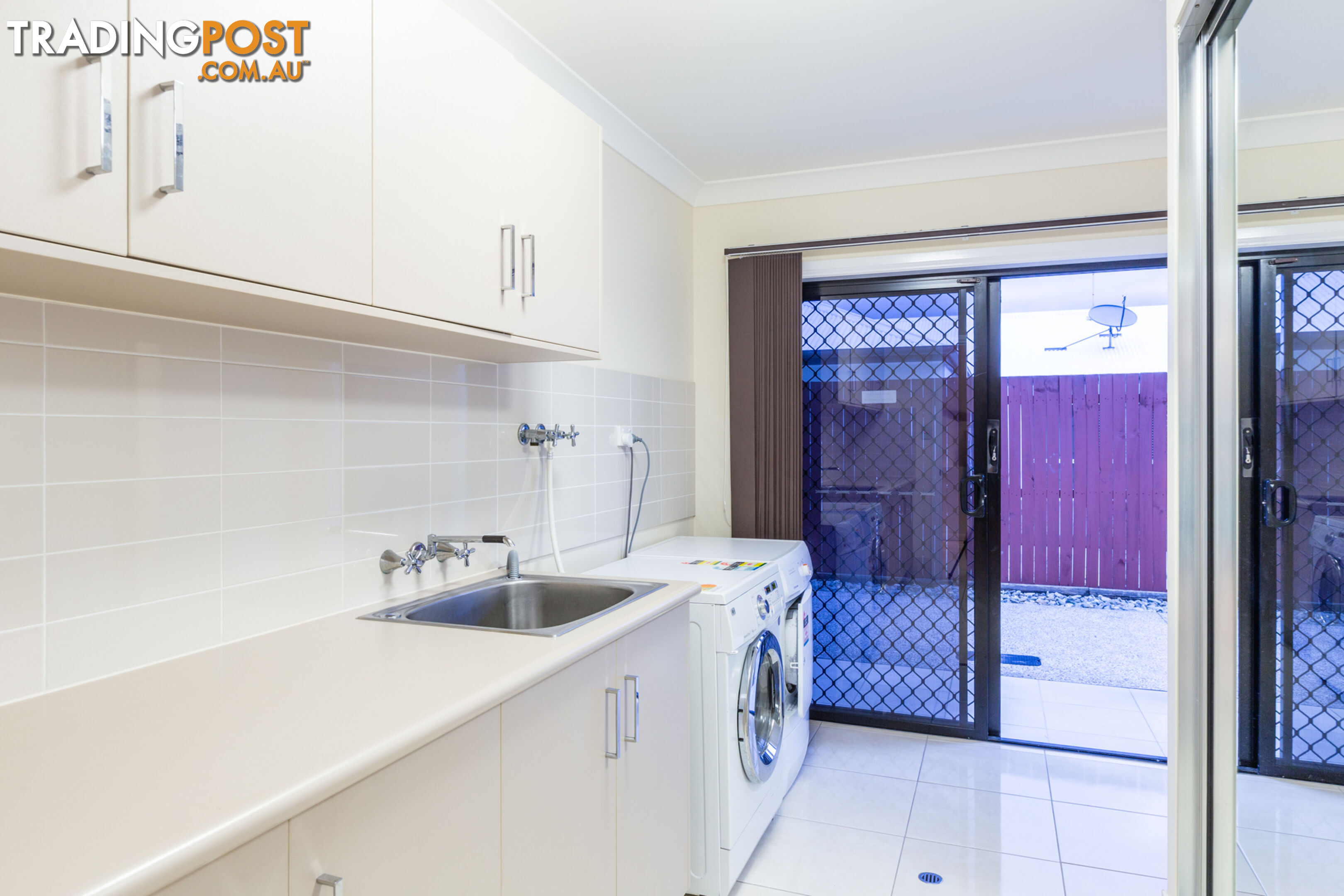 54 Harbour Drive TRINITY PARK QLD 4879