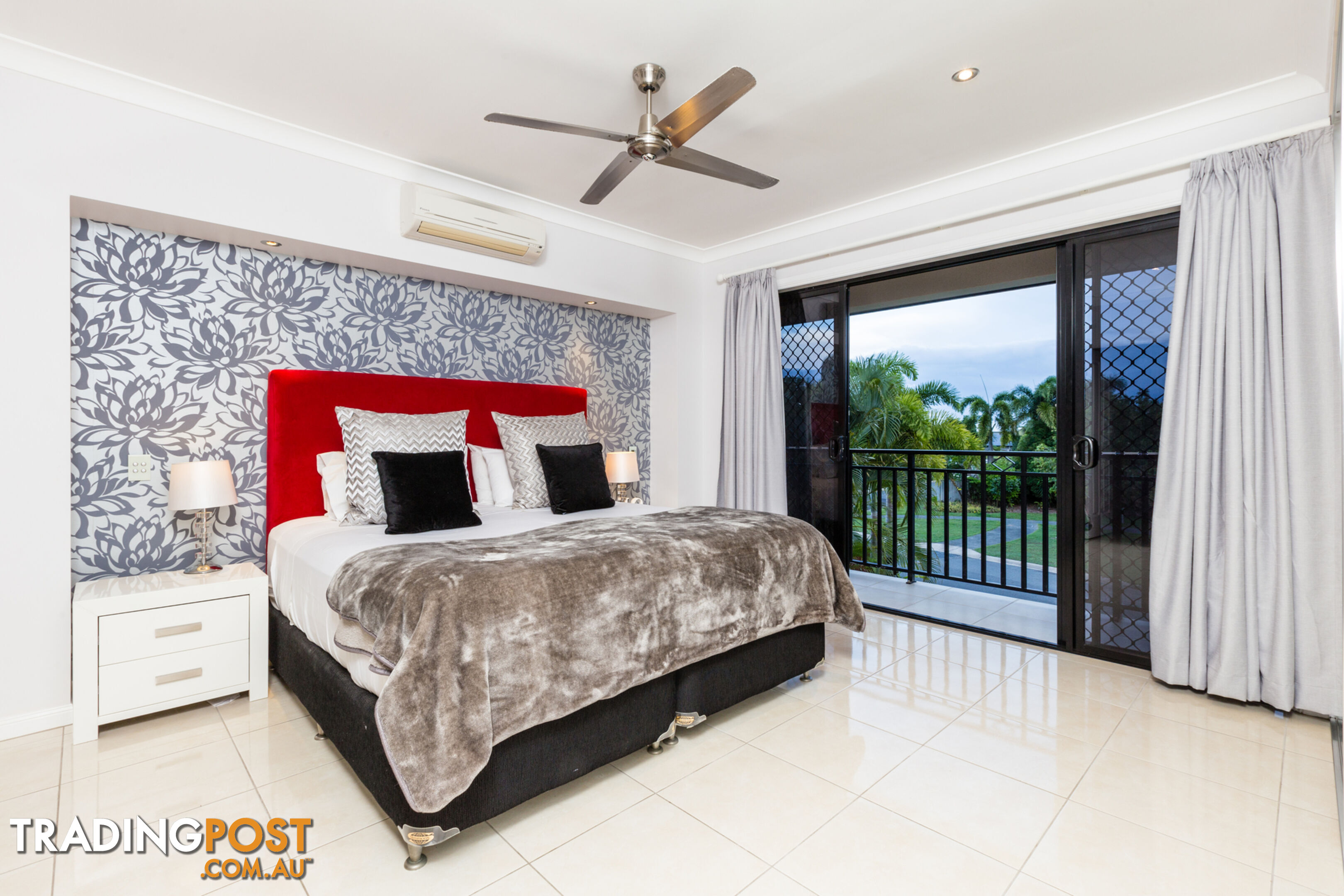 54 Harbour Drive TRINITY PARK QLD 4879