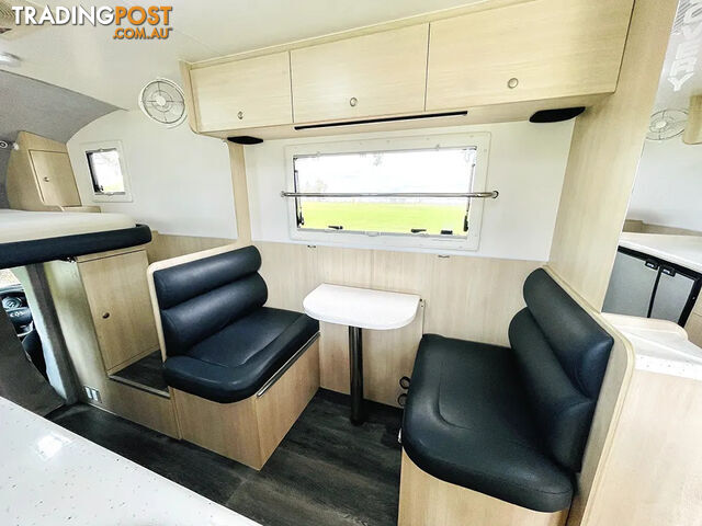2021 EXPLORER MOTORHOME DISCOVERY AUSTRALIAÂS PREMIER 4WD MOTORHOME - photo 2 of 12