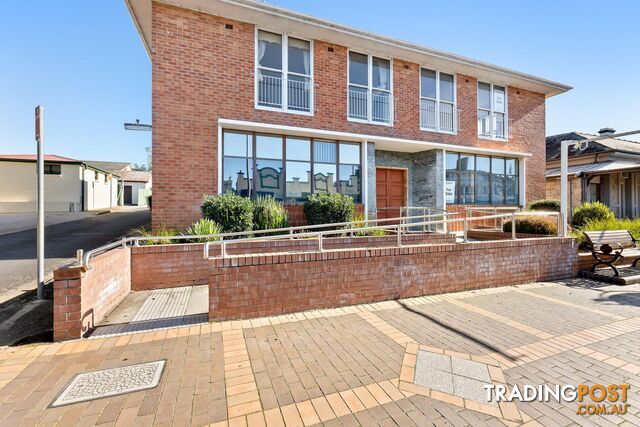 61 Vulcan Street MORUYA NSW 2537 - photo 2 of 24
