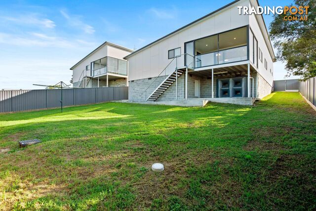 5 Swan Ridge Place MORUYA NSW 2537