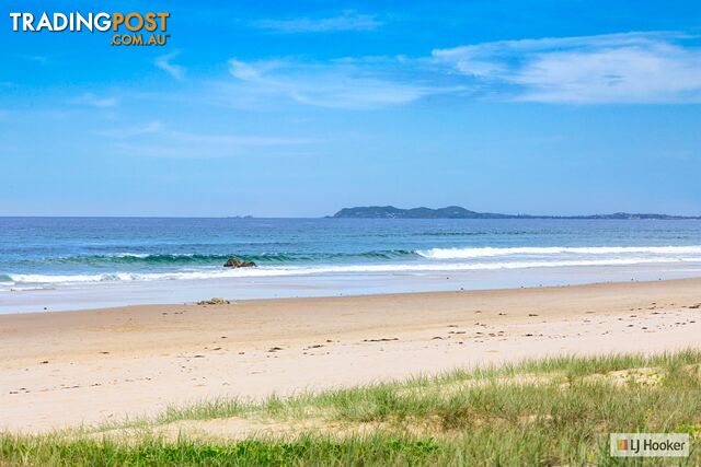 2c Aloota Crescent OCEAN SHORES NSW 2483