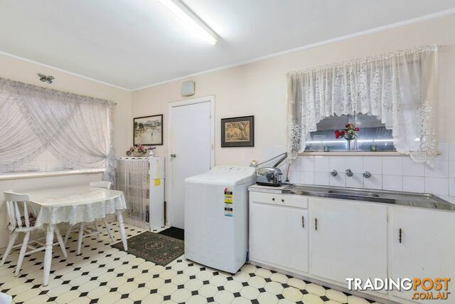 36 Sutherland Street KINGSCLIFF NSW 2487