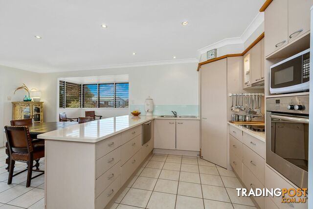 11 Healy Lane FINGAL HEAD NSW 2487