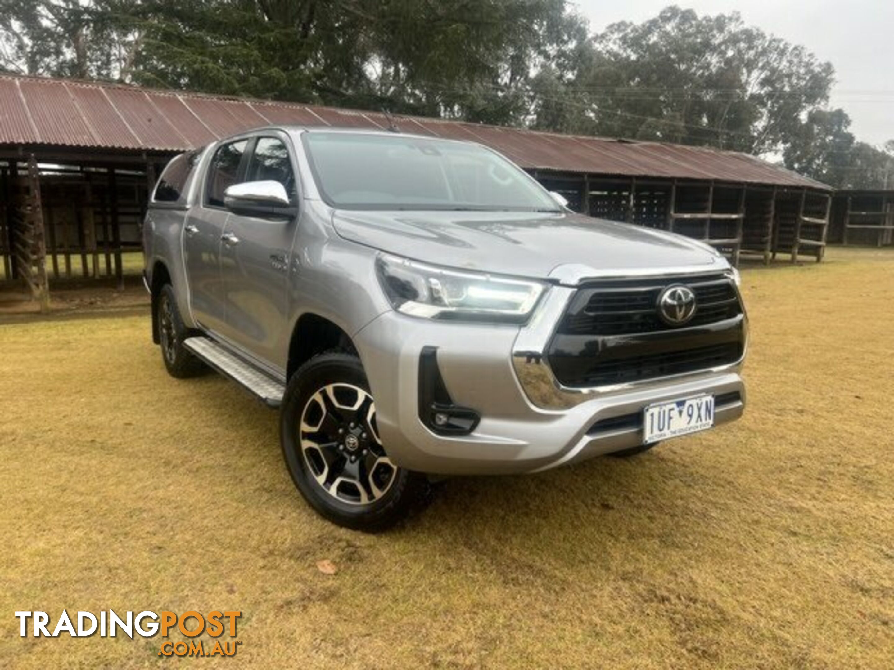 2021 TOYOTA HILUX  SR5 (4X4) DUAL CAB