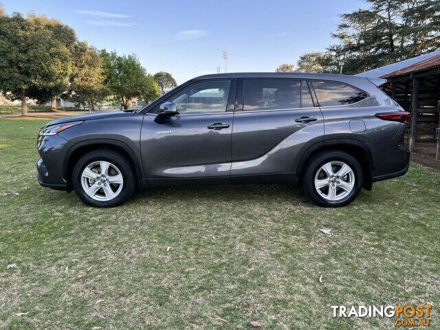 2022 TOYOTA KLUGER   WAGON