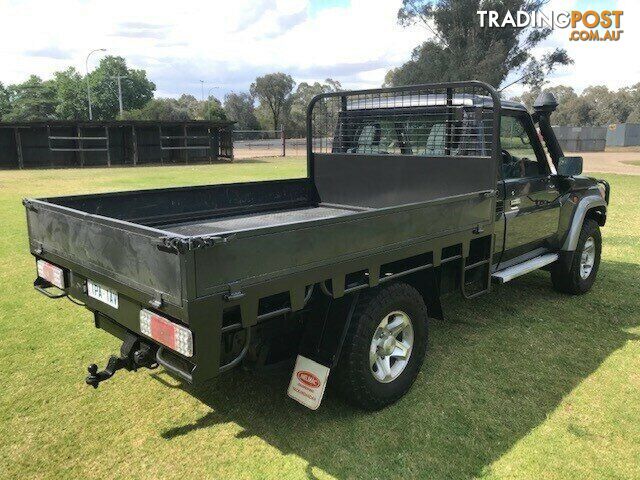 2020 TOYOTA LANDCRUISER   CAB CHASSIS