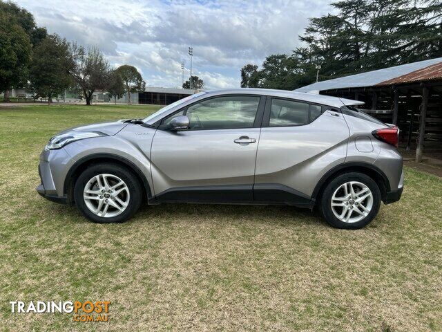 2021 TOYOTA C-HR  GXL WAGON