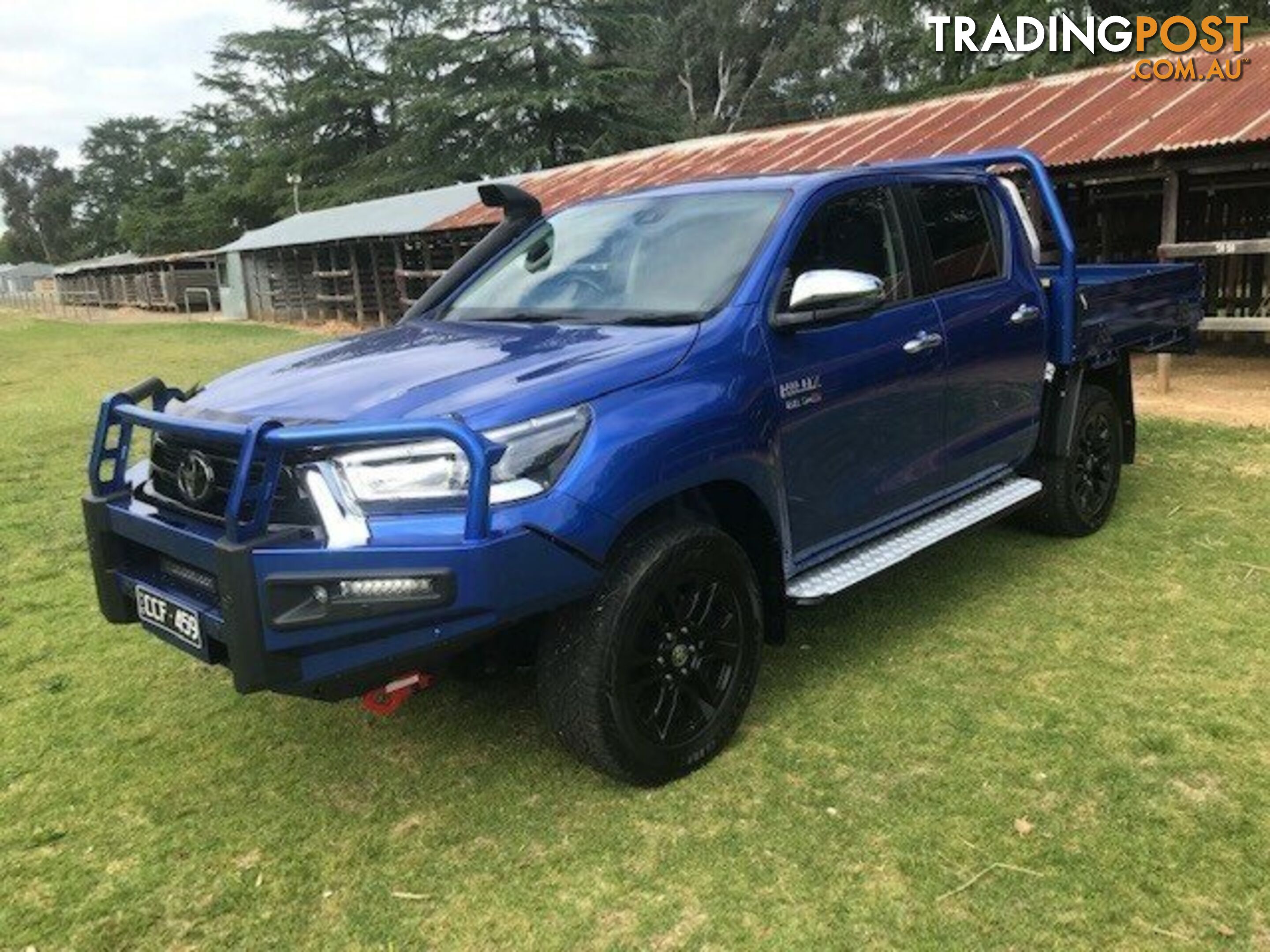 2023 TOYOTA HILUX   DUAL CAB CHASSIS