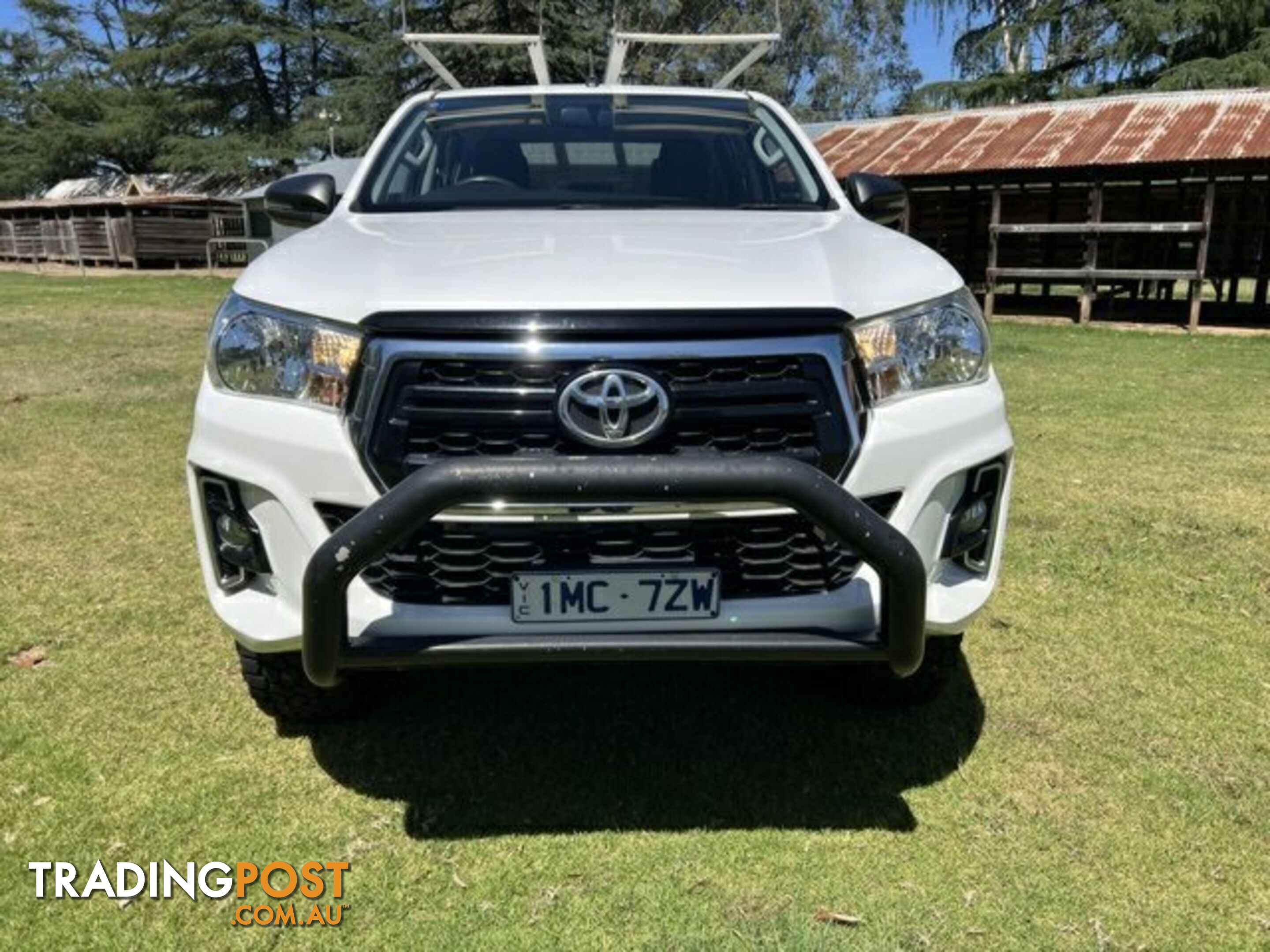 2018 TOYOTA HILUX   DUAL CAB CHASSIS