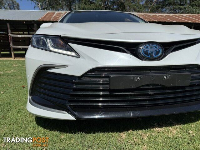 2021 TOYOTA CAMRY  HYBRID SEDAN