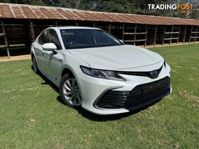 2021 TOYOTA CAMRY  HYBRID SEDAN