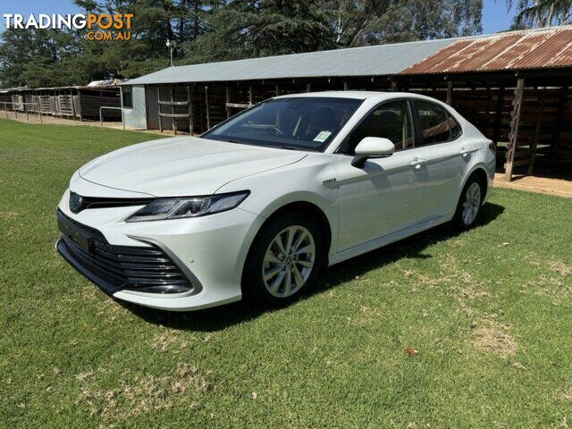 2021 TOYOTA CAMRY  HYBRID SEDAN