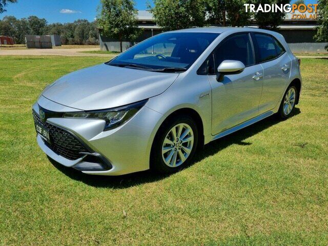 2024 TOYOTA COROLLA   HATCHBACK