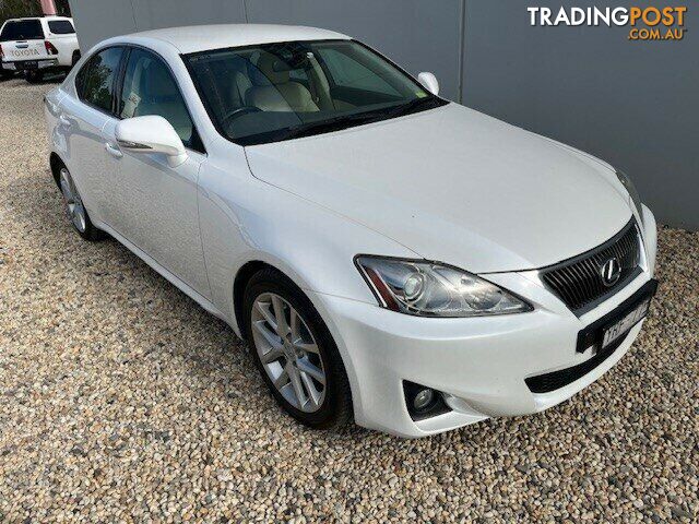 2011 LEXUS IS250   SEDAN