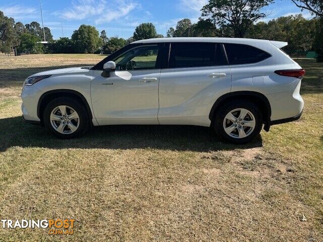 2023 TOYOTA KLUGER   WAGON - photo 5 of 25