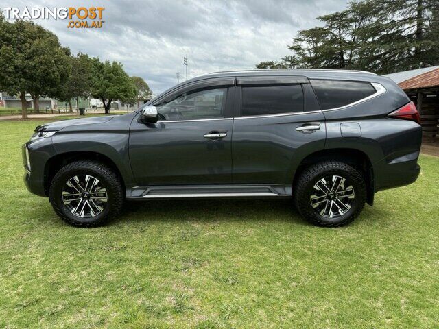 2020 MITSUBISHI PAJERO SPORT   WAGON