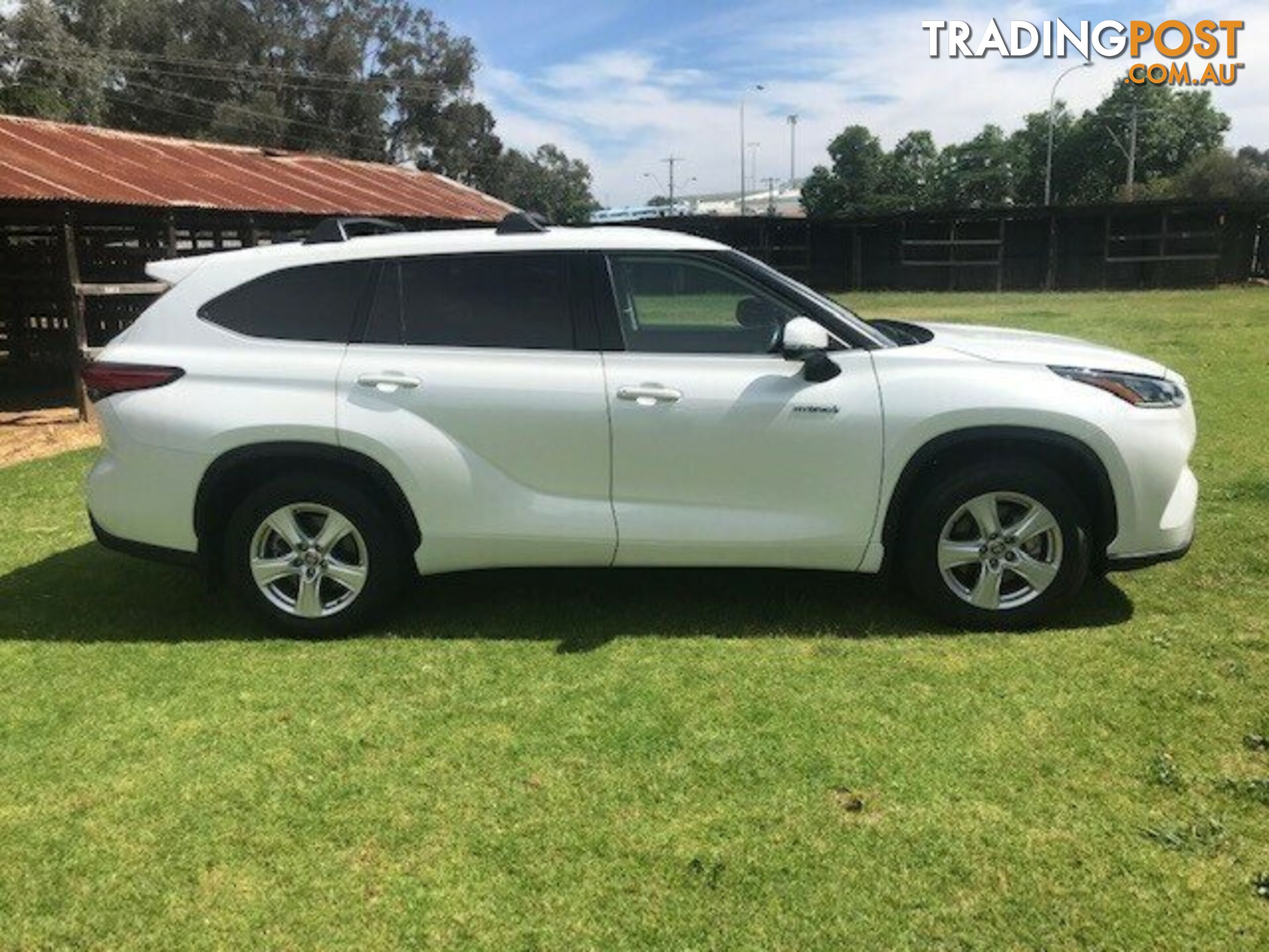 2023 TOYOTA KLUGER   WAGON