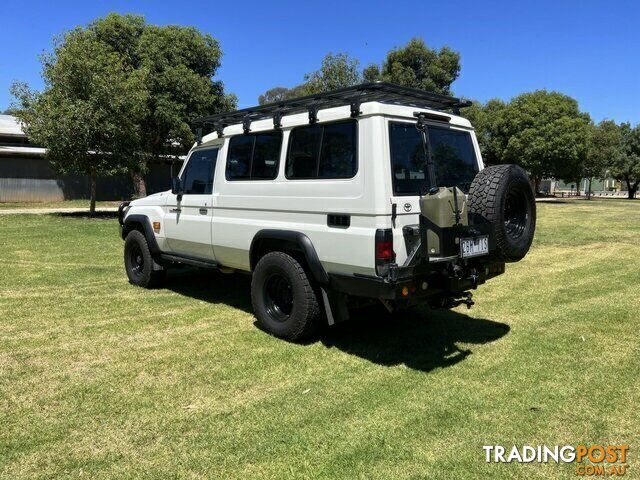 2023 TOYOTA LANDCRUISER   TROOP CARRIER