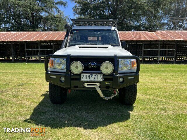 2023 TOYOTA LANDCRUISER   TROOP CARRIER