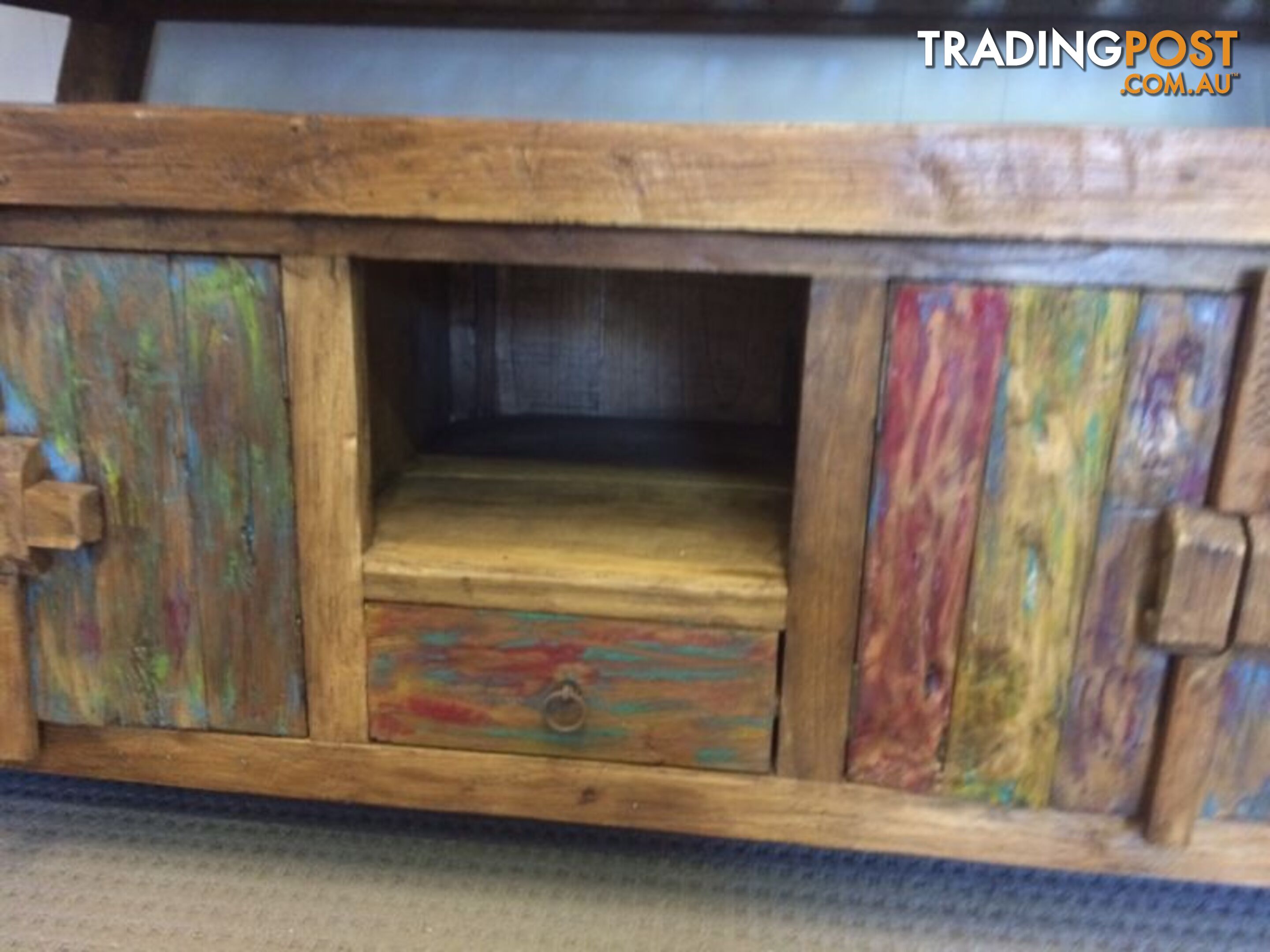 BOAT WOOD ENTERTAINMENT UNIT