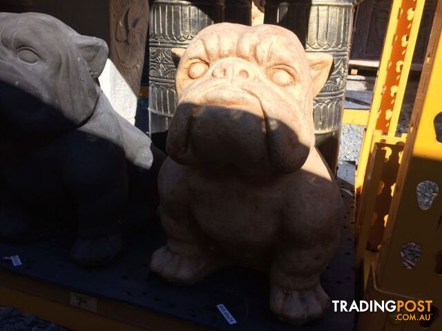 STATUE ANIMAL BULLDOG BIG (ANTIQUE)