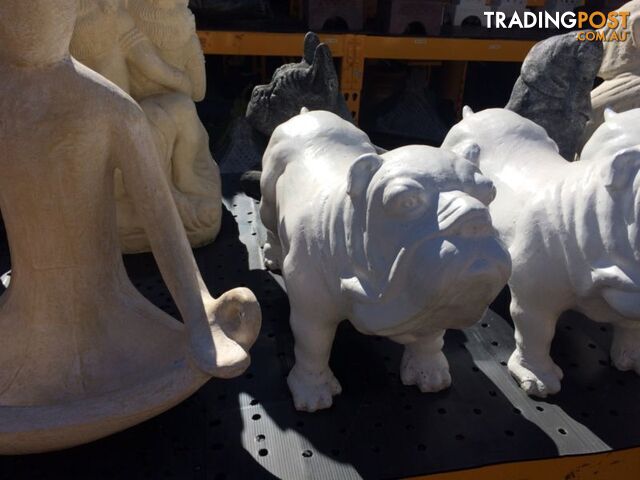 STATUE ANIMAL STANDING BULLDOG 60x32x22cmÂ ( WHT)