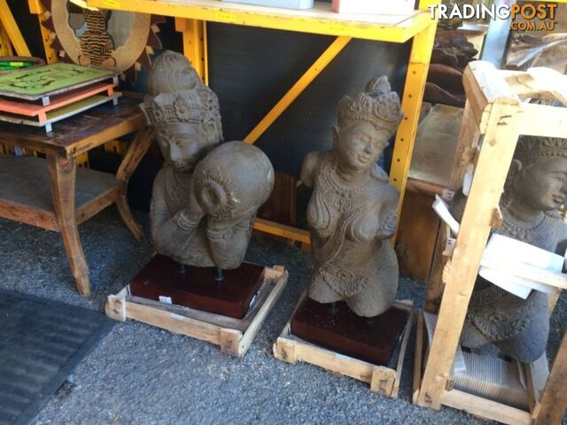 STATUE DANCING LADY ON STAND 50cm (ANTQ)