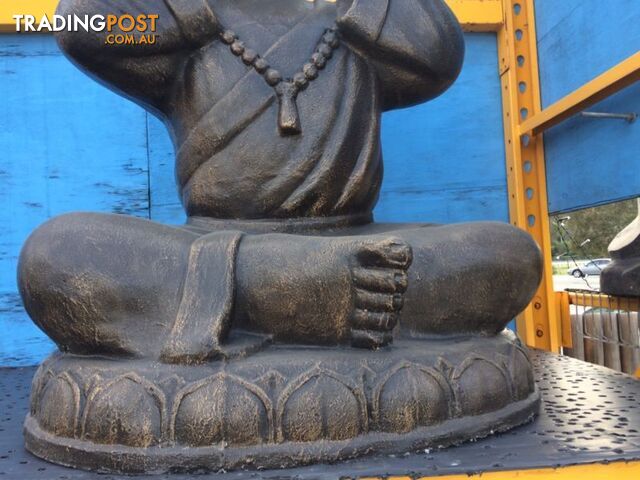 STATUE SITTING SHAOLIN NO SEE (BLK GOLD)