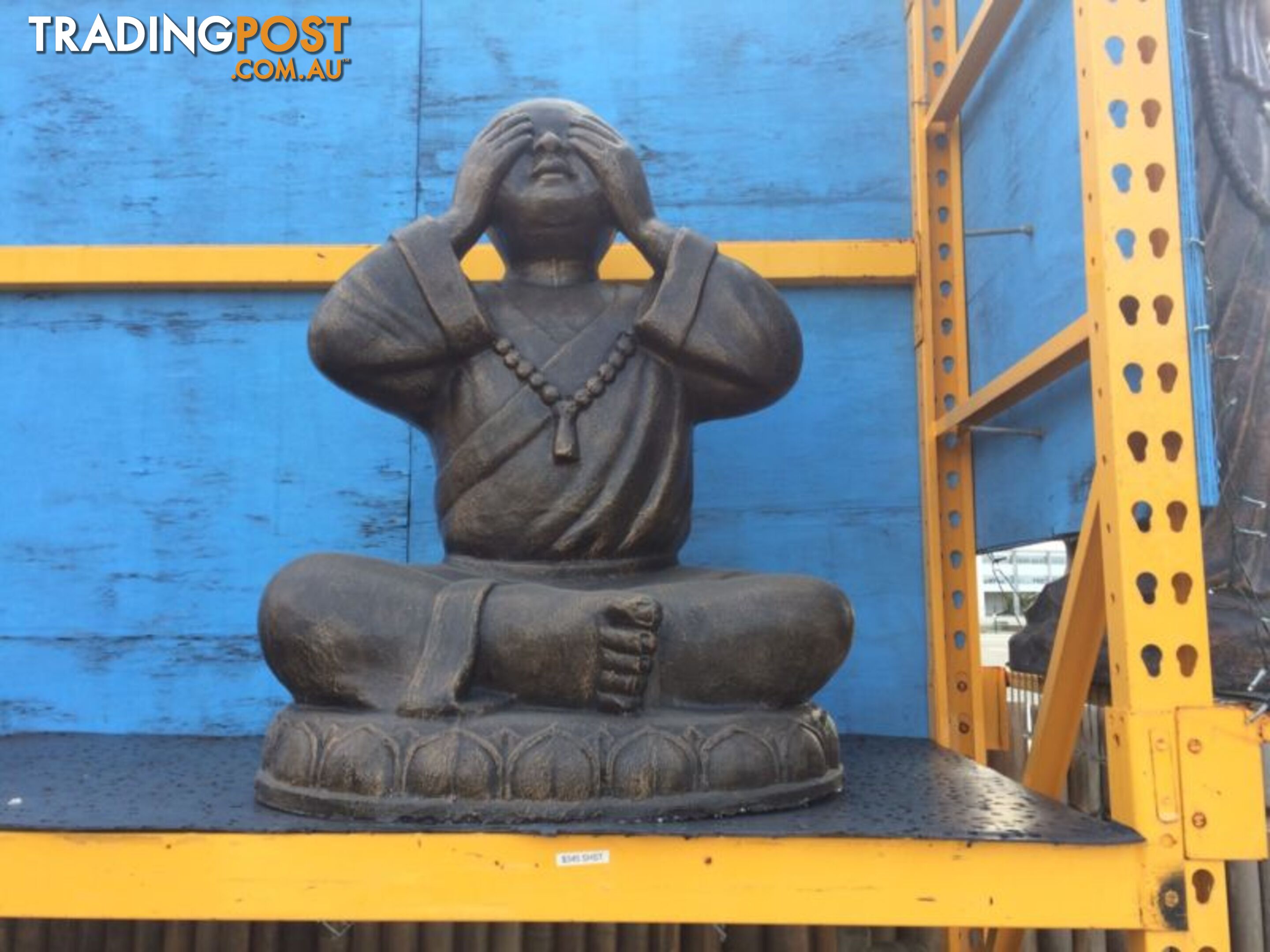 STATUE SITTING SHAOLIN NO SEE (BLK GOLD)