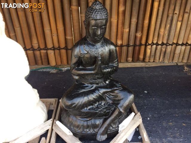 STATUE SITTING BUDDHA PRAYING 80x45x40cm (BLACK)