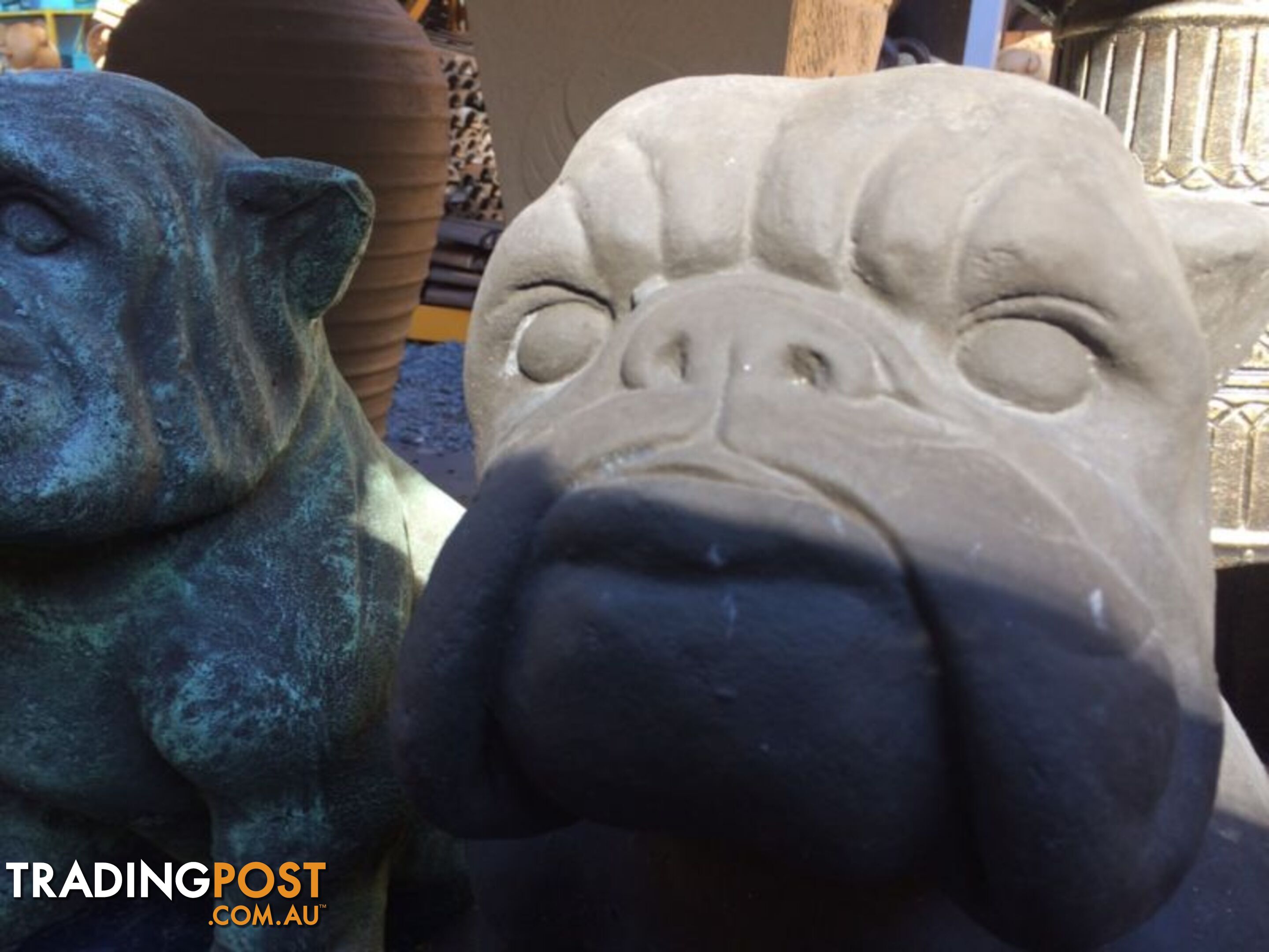 STATUE ANIMAL BULLDOG BIG (BLACK)