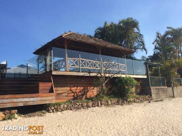 BALI HUT 3m x 3.5m with 3 sides - photo 5 of 9