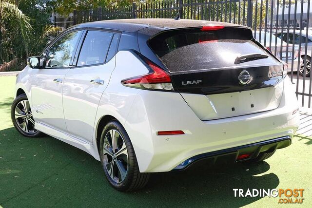 2021 Nissan LEAF ZE1 - photo 2 of 22