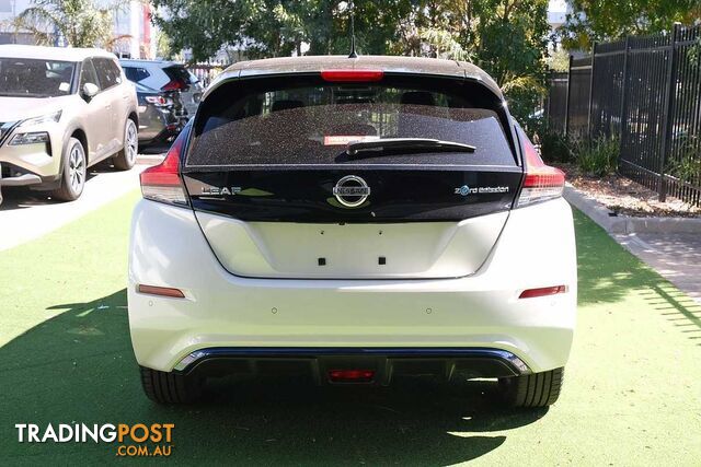 2021 Nissan LEAF ZE1 - photo 4 of 22