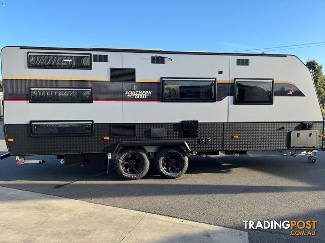 2024 Southern Cross Signature Series SX21F semi off-road bunks