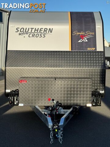 2024 Southern Cross Signature Series SX21F semi off-road bunks