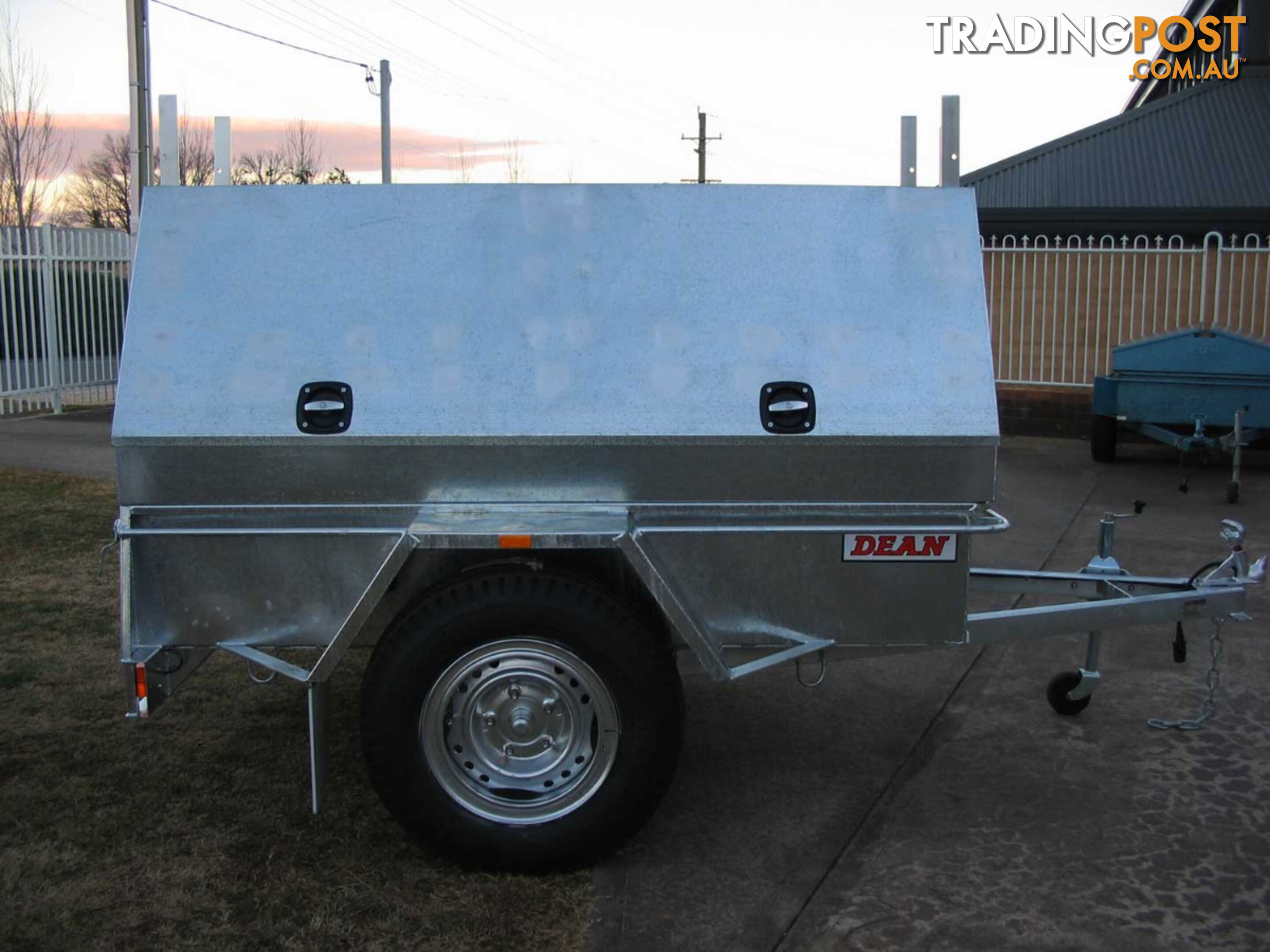 No.28S Hi-top Tradesman Trailer