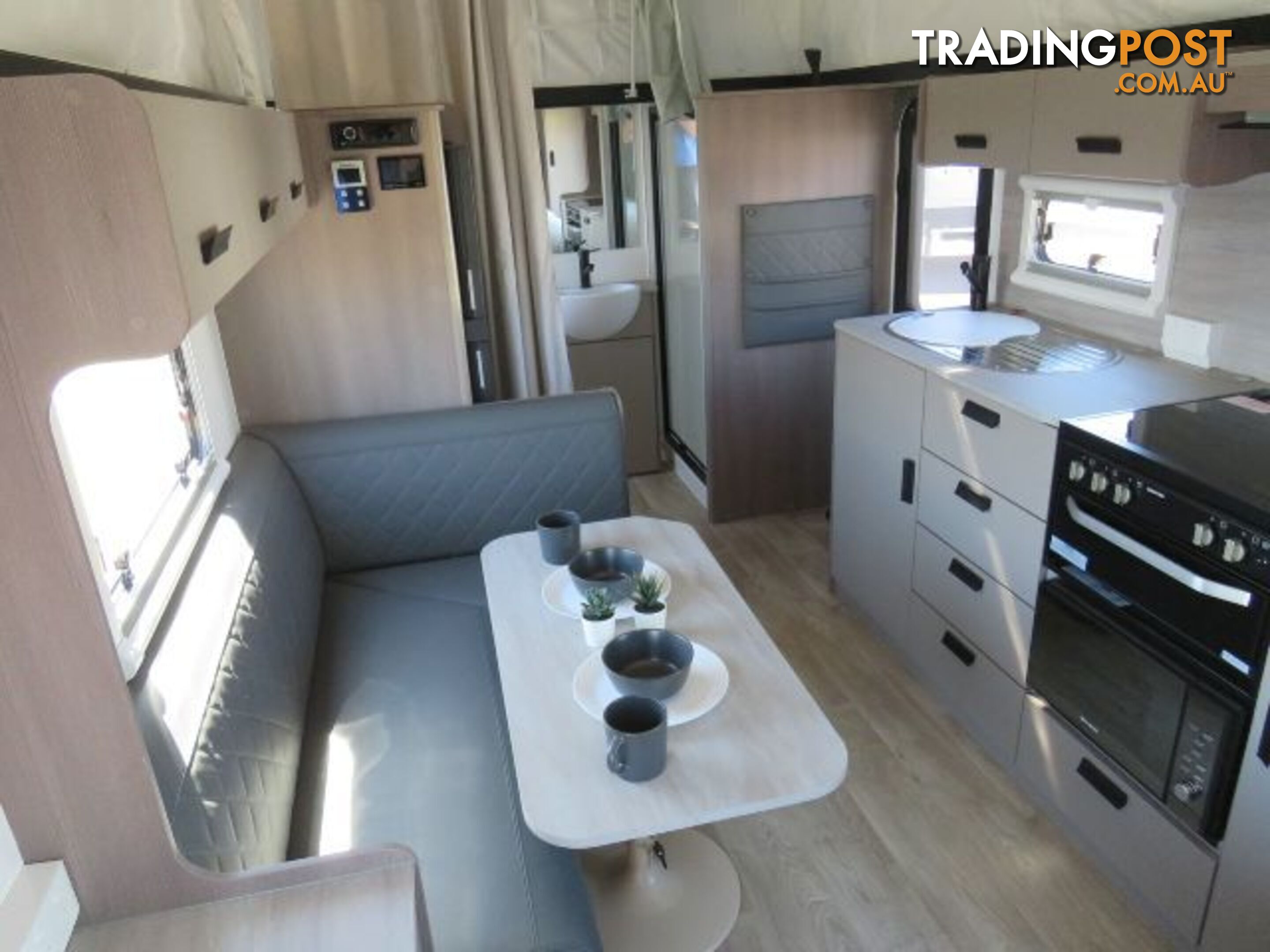 2024 JAYCO JOURNEY 17.55-8.OB.JY-MY24 POP TOP