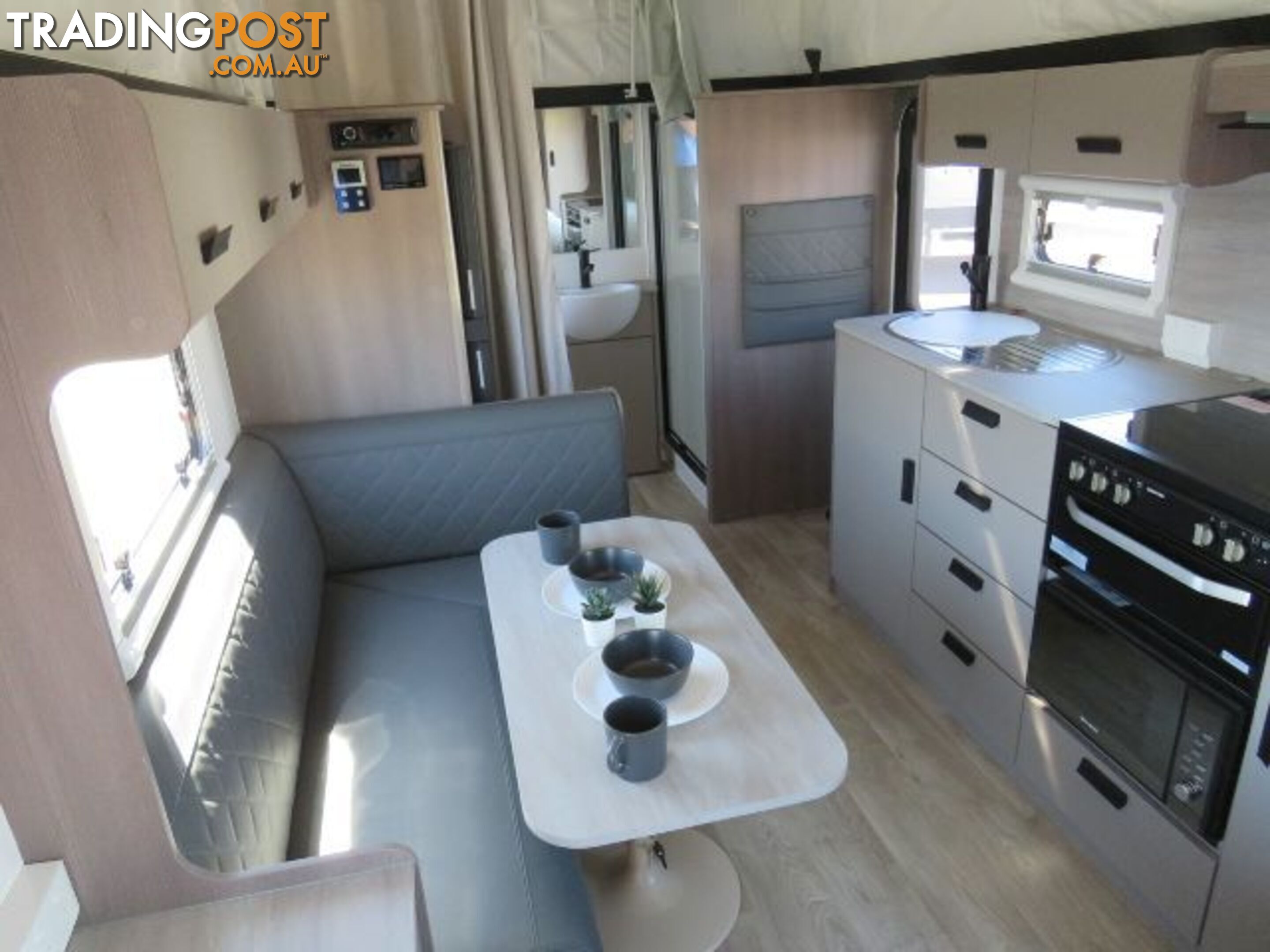 2024 JAYCO JOURNEY 17.55-8.OB.JY-MY24 POP TOP