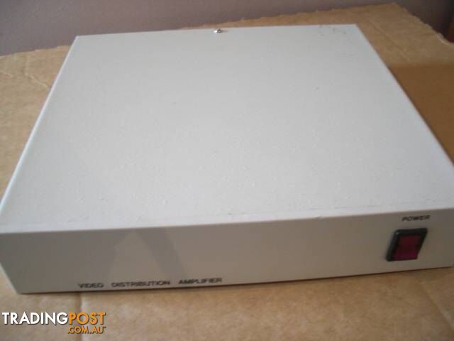 VIDEO DISTRIBUTION AMPLIFIER PICKUP OR POSTAGE 12.99