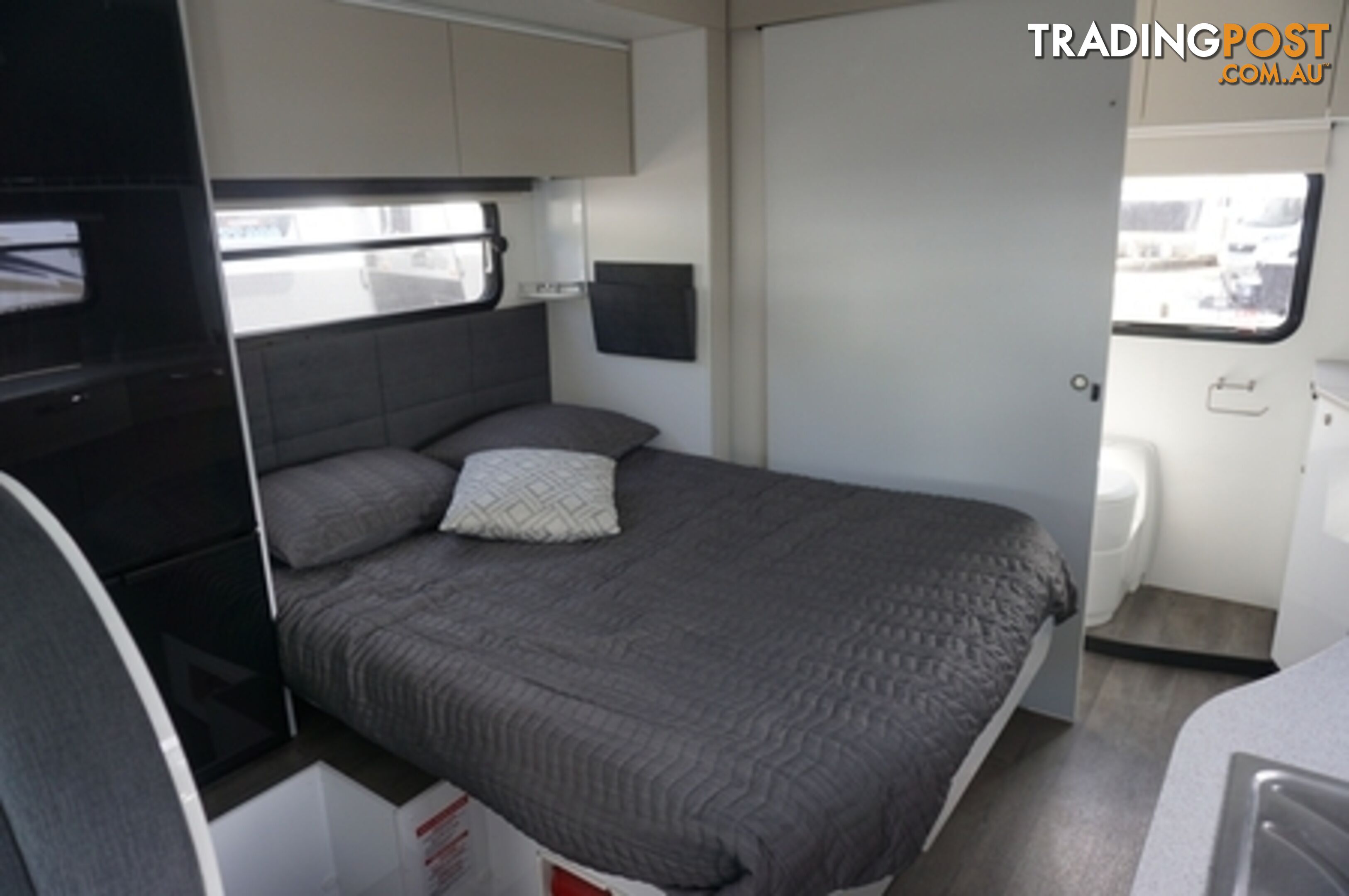 2022 AVIDA SILVERTON MOTORHOME B 7132 SL