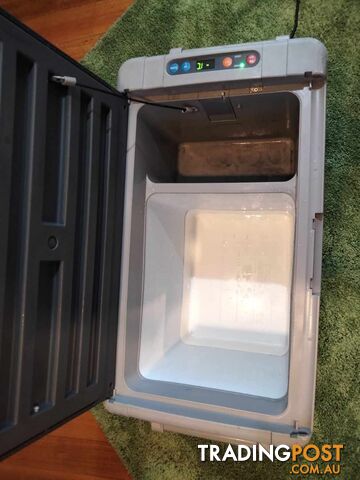 DOMETIC WAECO COOLFREEZE CF 50 portable fridge freezer.