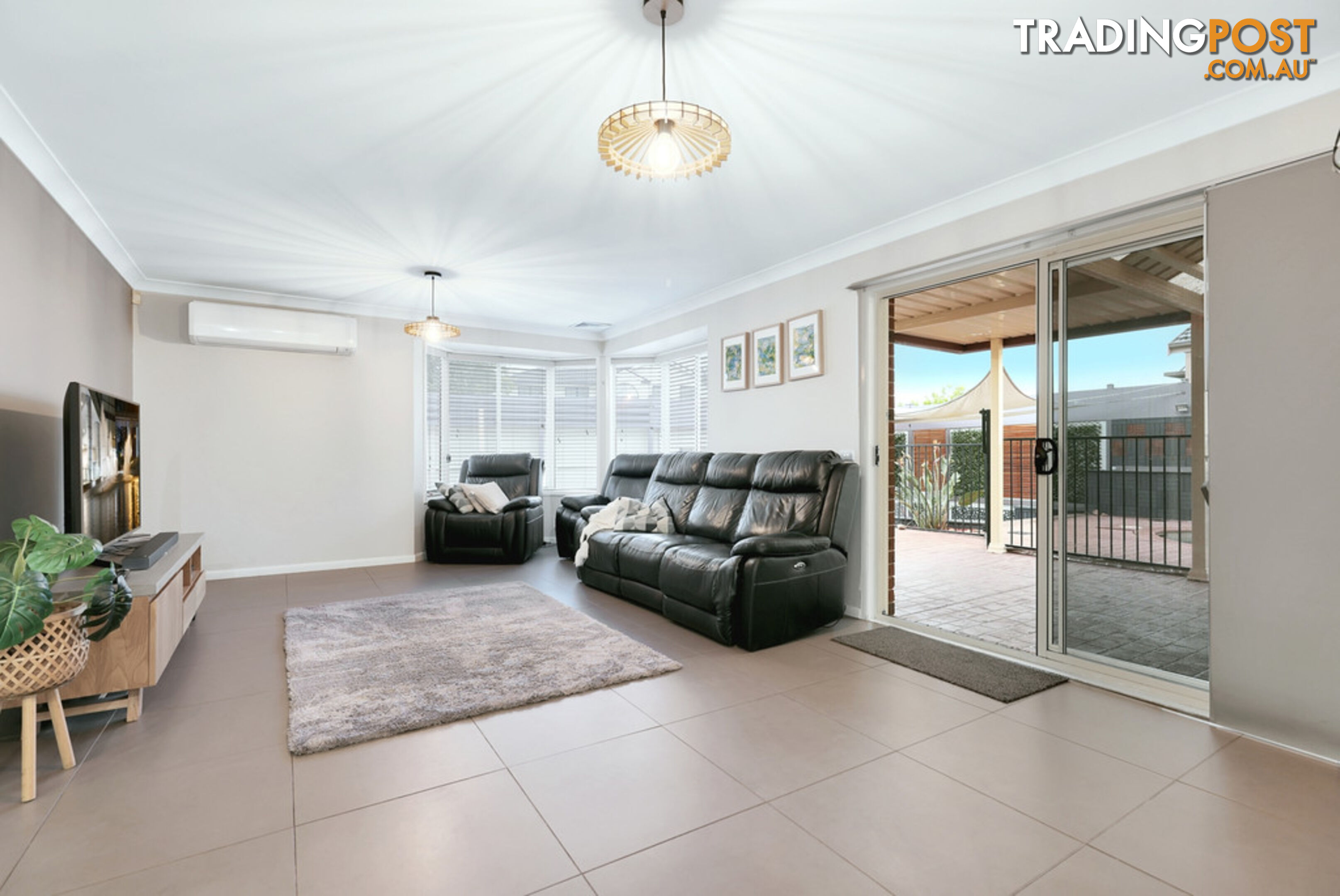 41 Waterford Way GLENMORE PARK NSW 2745
