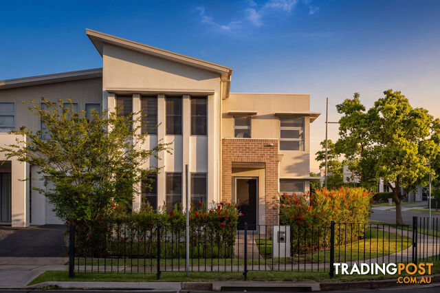 52 Forestwood Drive GLENMORE PARK NSW 2745