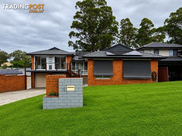 4 Holmegate Crescent CRANEBROOK NSW 2749