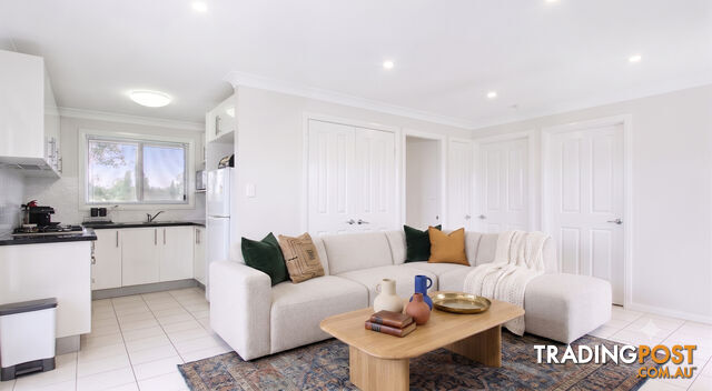 60a Eskdale Street MINCHINBURY NSW 2770 - photo 2 of 3